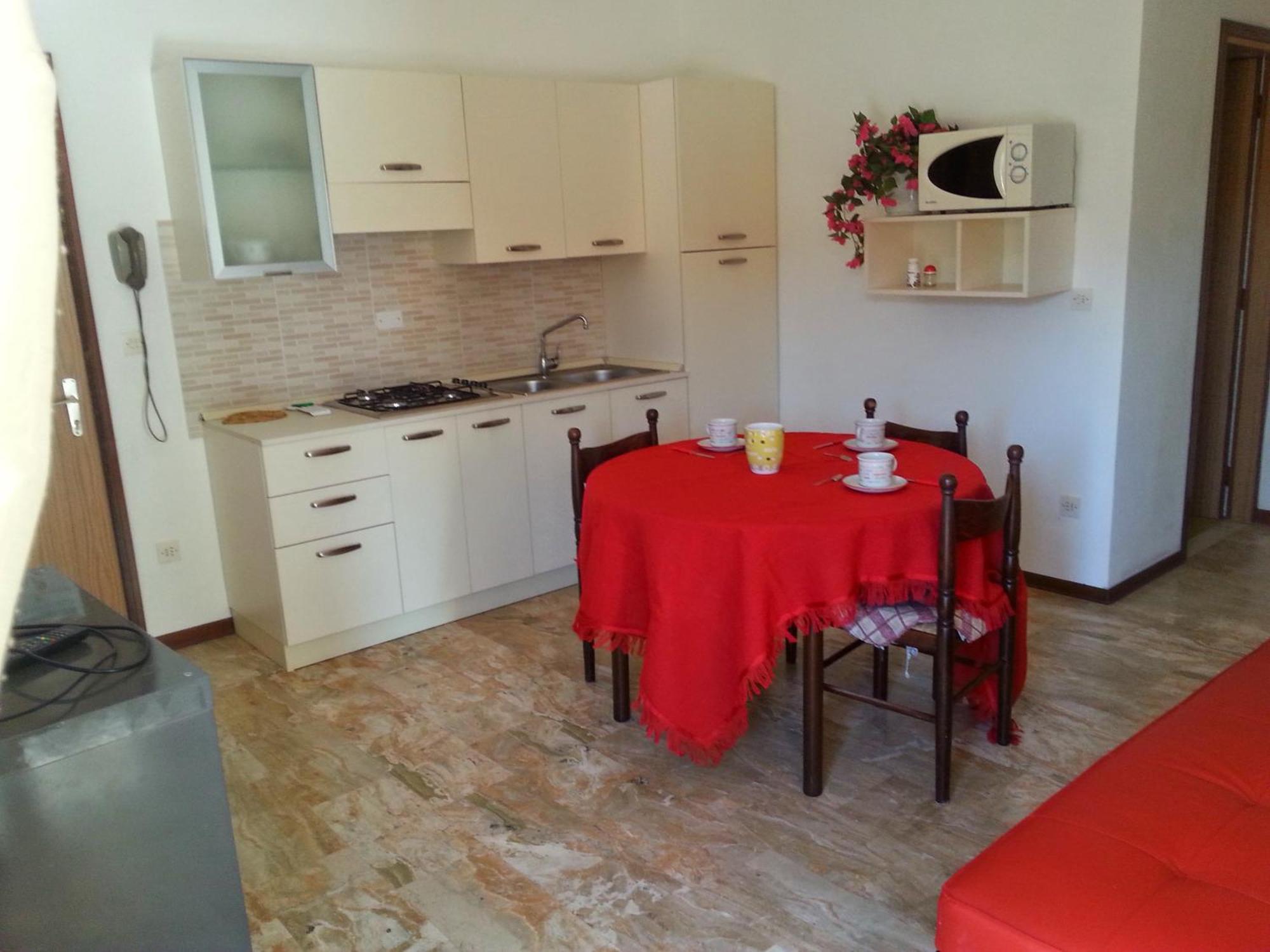 Residence Condominio Roma 伊拉克里亚马勒 外观 照片